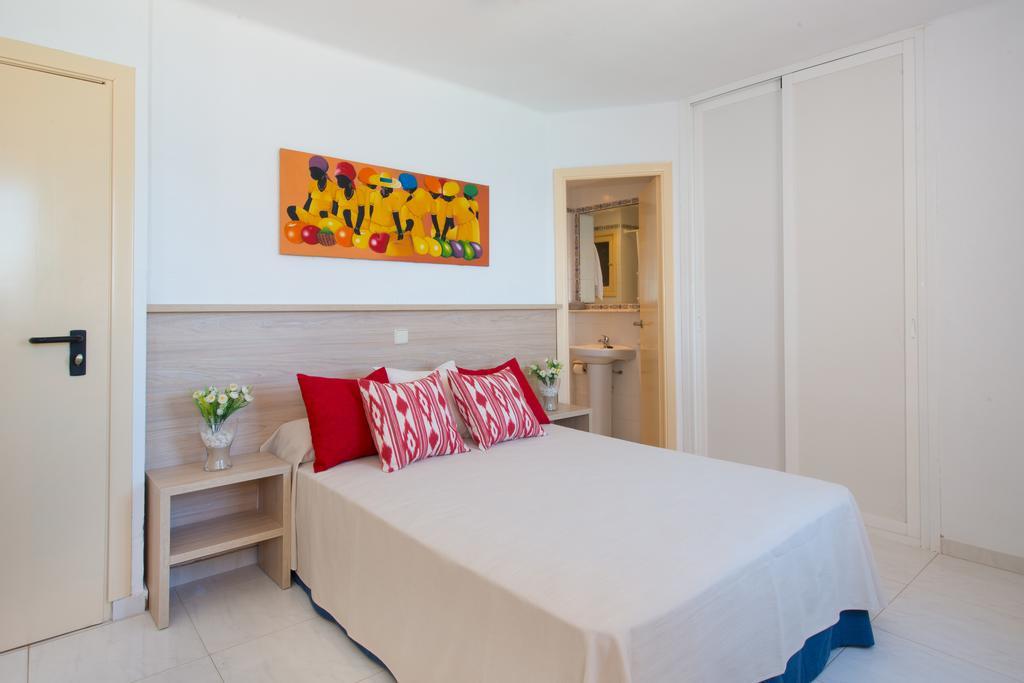 Apartamentos Calablanca Palmanova Eksteriør bilde