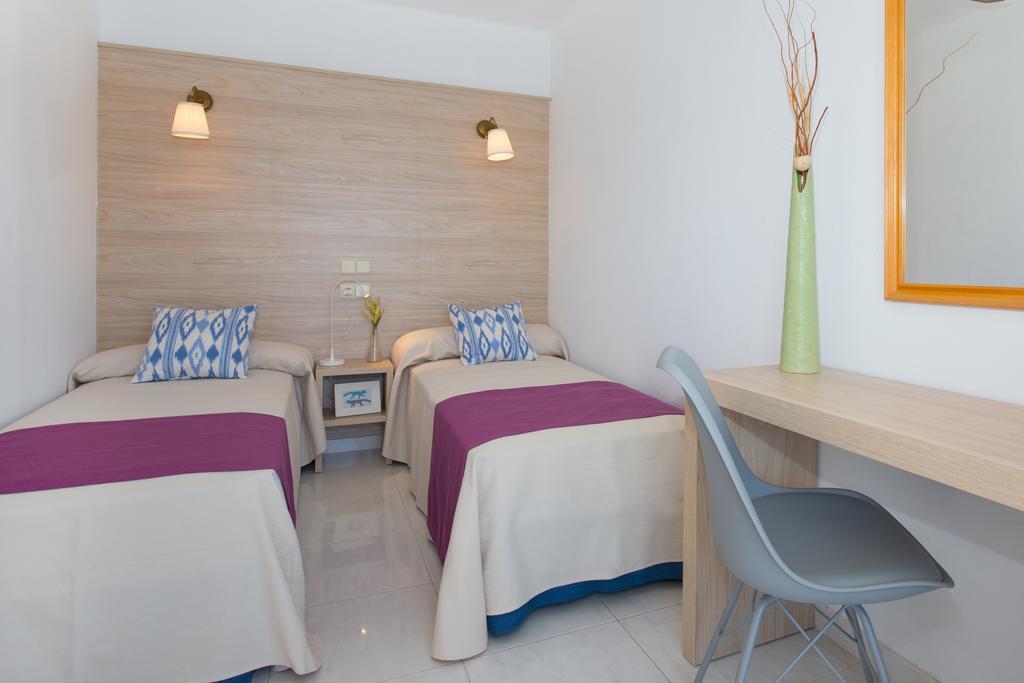 Apartamentos Calablanca Palmanova Eksteriør bilde