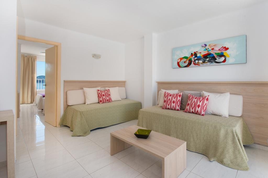 Apartamentos Calablanca Palmanova Eksteriør bilde