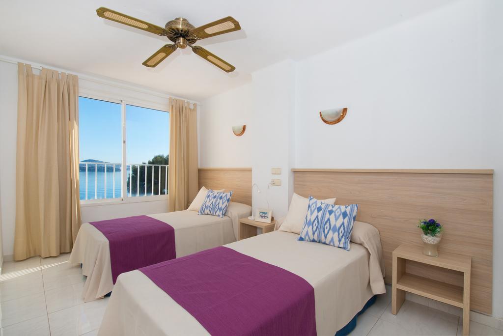 Apartamentos Calablanca Palmanova Eksteriør bilde