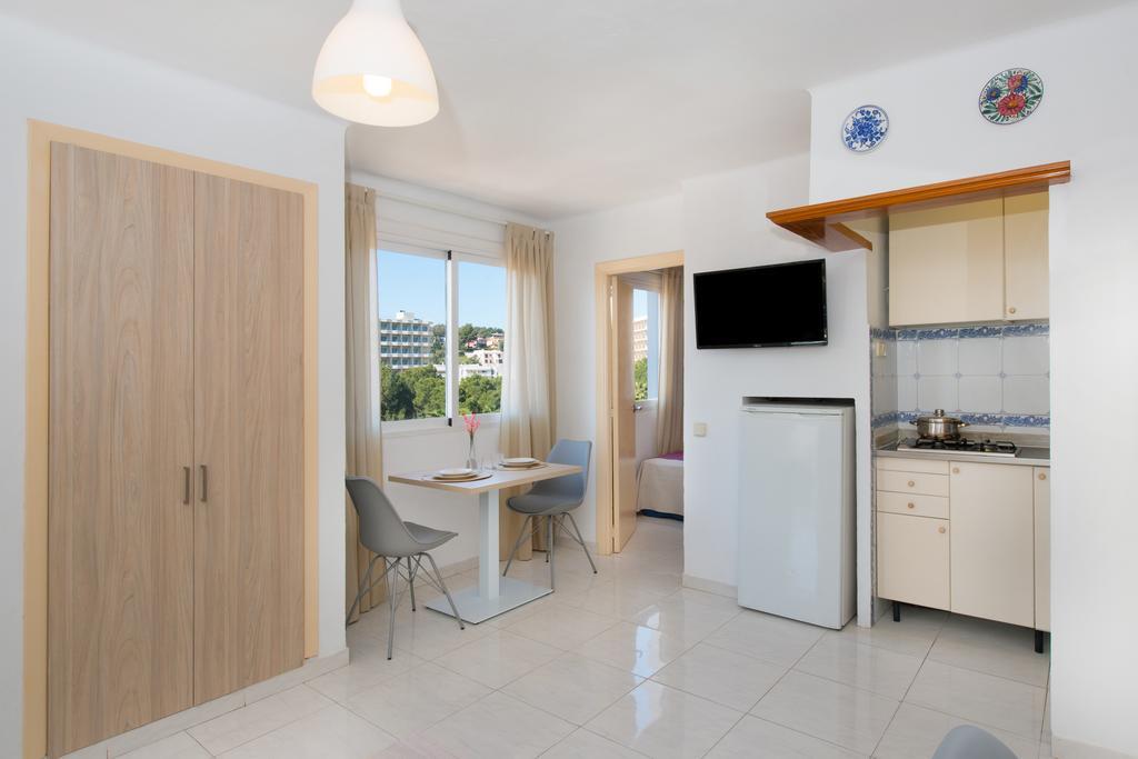 Apartamentos Calablanca Palmanova Eksteriør bilde